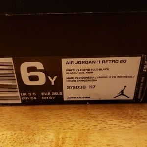 Jordan 11 legend blue